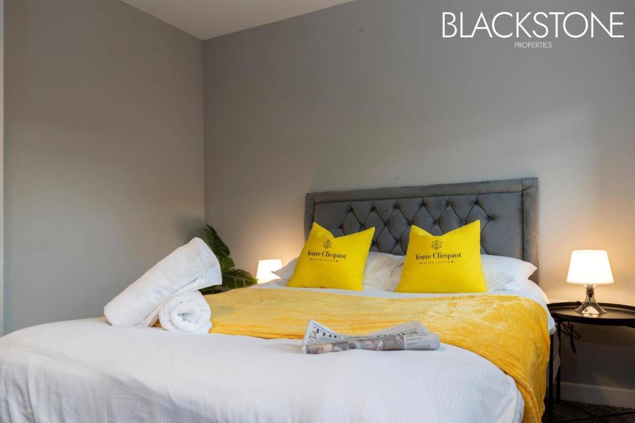 Champagne House - 4 Bed Property Plus 2 Sofa Beds By Bpne Darlington  Exteriér fotografie